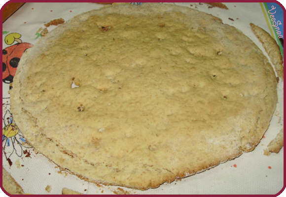 торт сережа, корж, полотенце, крышка, ровный круг