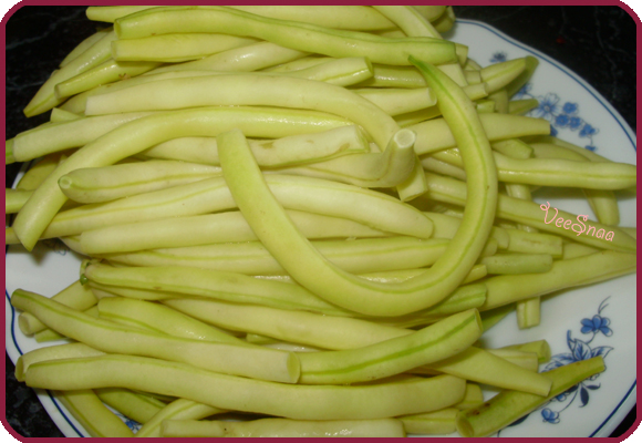 молодая фасоль с мясом и грибами, пастерь