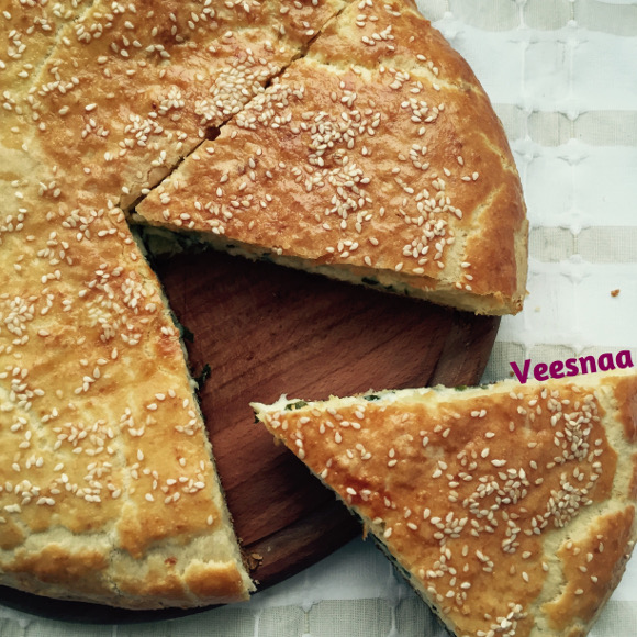 pirog-iz-tvorozhnogo-testa-s-syrom-2