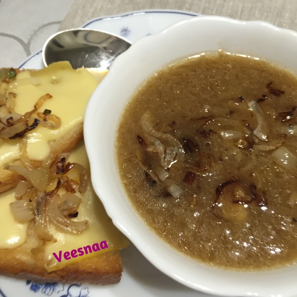 lukovyj-sup-po-francuzski-foto-3