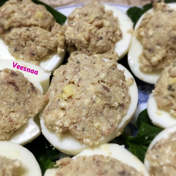 jajca-farshirovannye-skumbriej-recept-2