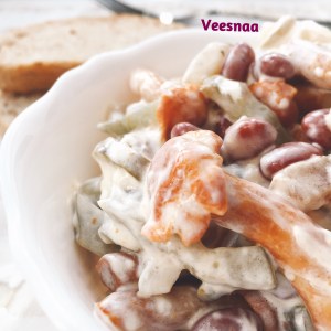 teplyj-salat-s-fasolju-1