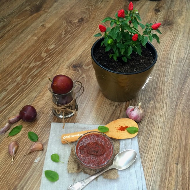 adzhika-iz-sliv-na-zimu-2