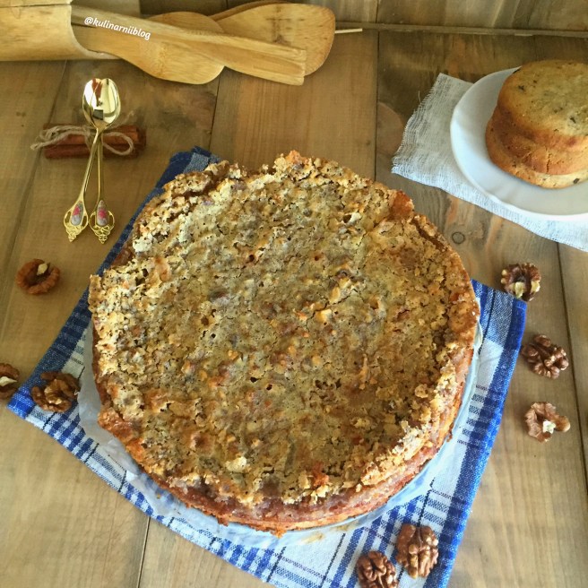 jablochnyj-pirog-s-orehami-3