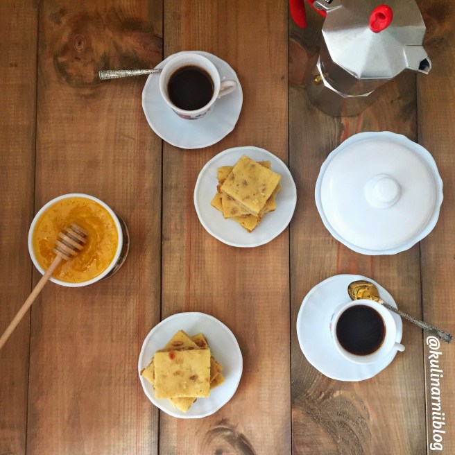 pechene-s-izjumom-i-orehami-3