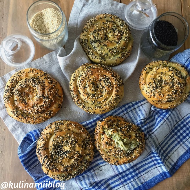 bulochki-so-shpinatom-4