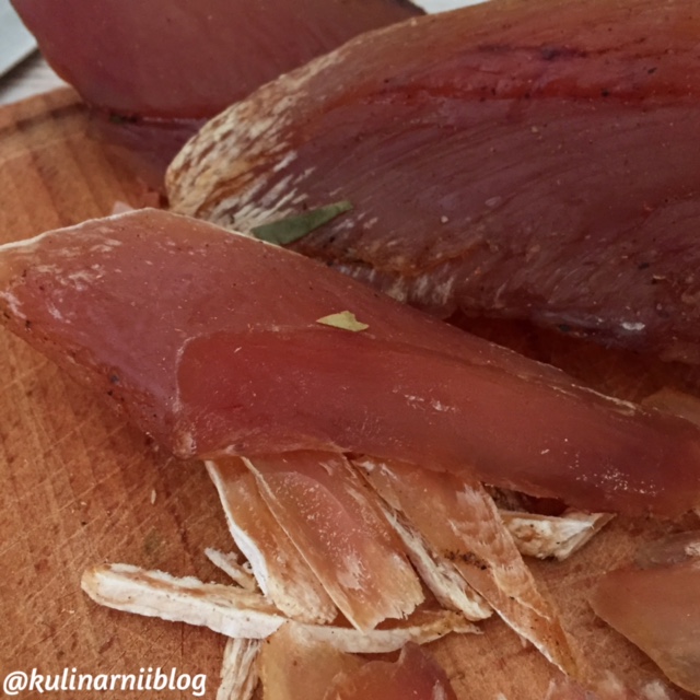 balyk-iz-kurinoj-grudki-v-domashnih-uslovijah-5