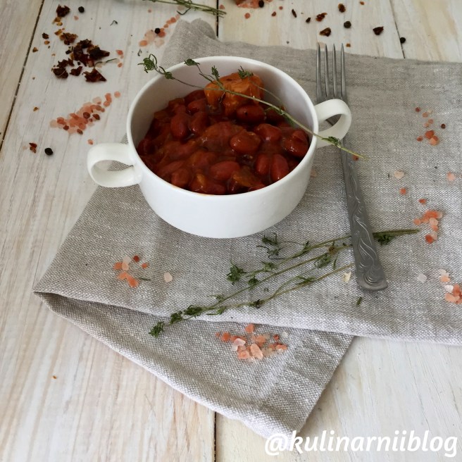 svinina-s-fasolju-v-tomatnom-souse-2