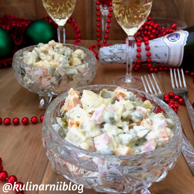 salat-olive-s-kolbasoj-i-solenymi-ogurcami-2