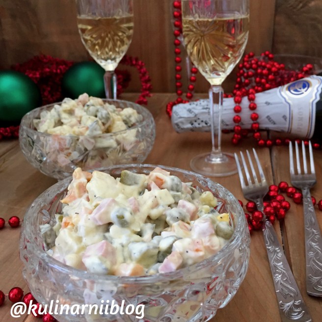 salat-olive-s-kolbasoj-i-solenymi-ogurcami-5