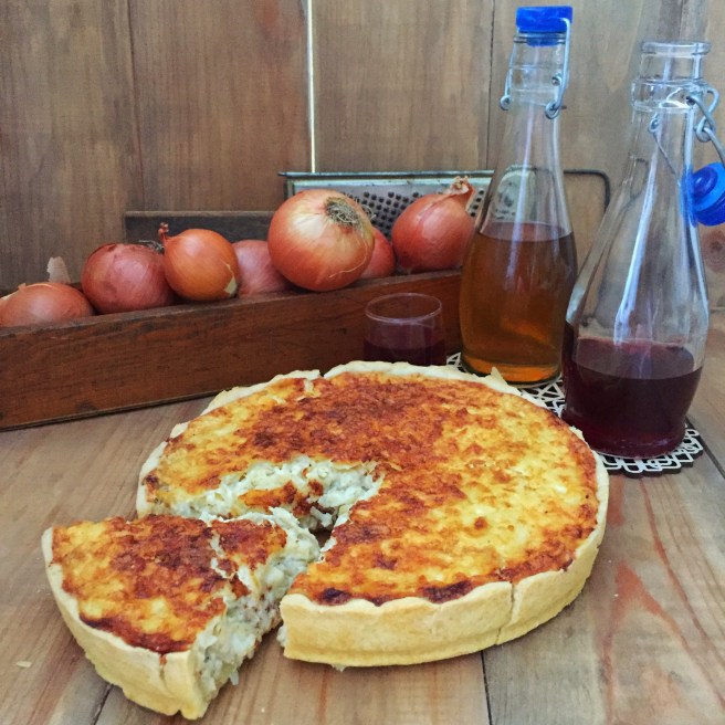 Francuzskij-lukovyj-pirog-1