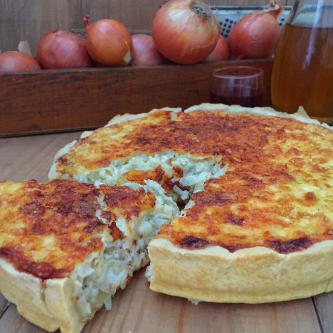 Francuzskij-lukovyj-pirog-3