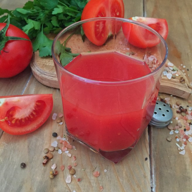 domashnij-tomatnyj-sok-na-zimu-2