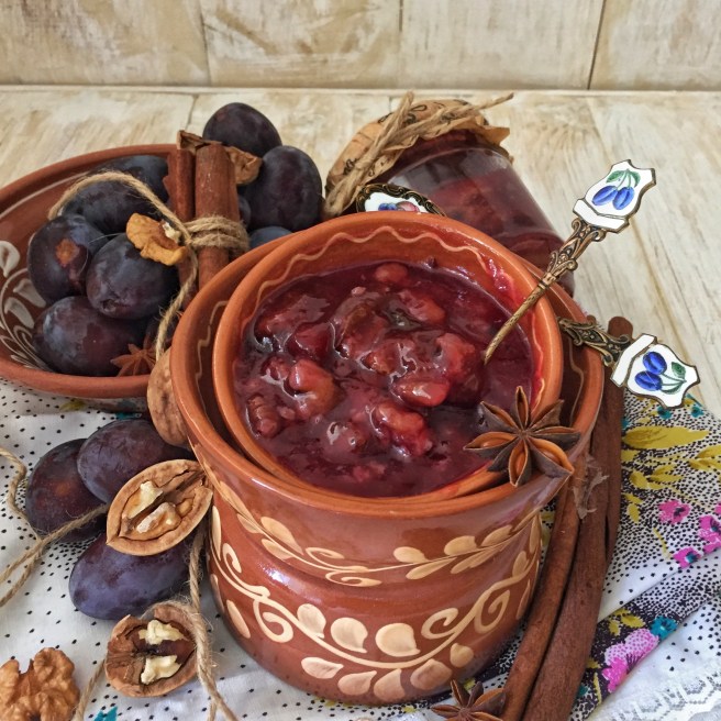 varene-iz-slivy -s-prjanostjami-2