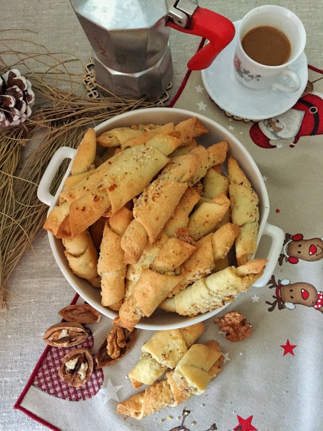 Rogaliki-s-greckimi-orehami-2