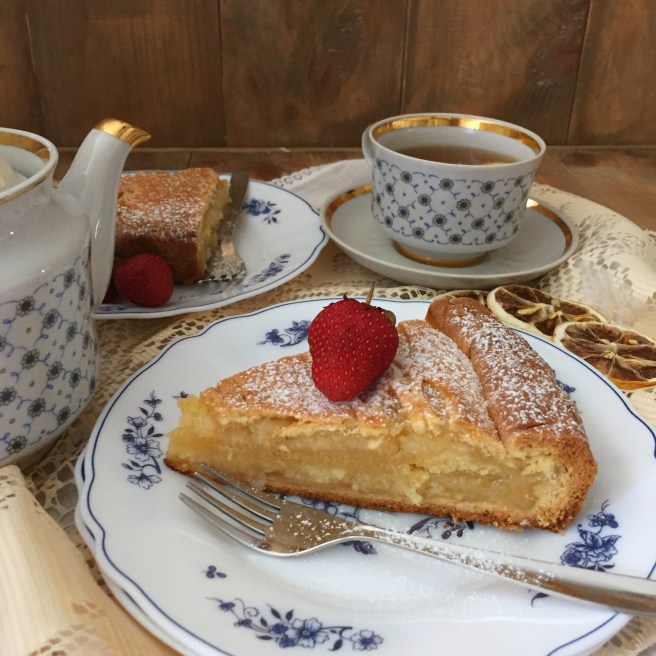 pirog-s-limonnoj-nachinkoj-3