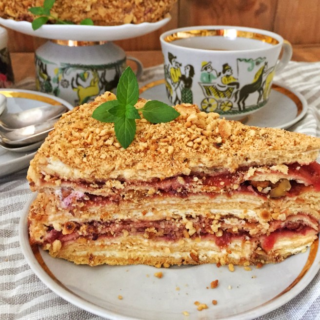 tort-medovik-na-skovorode-6