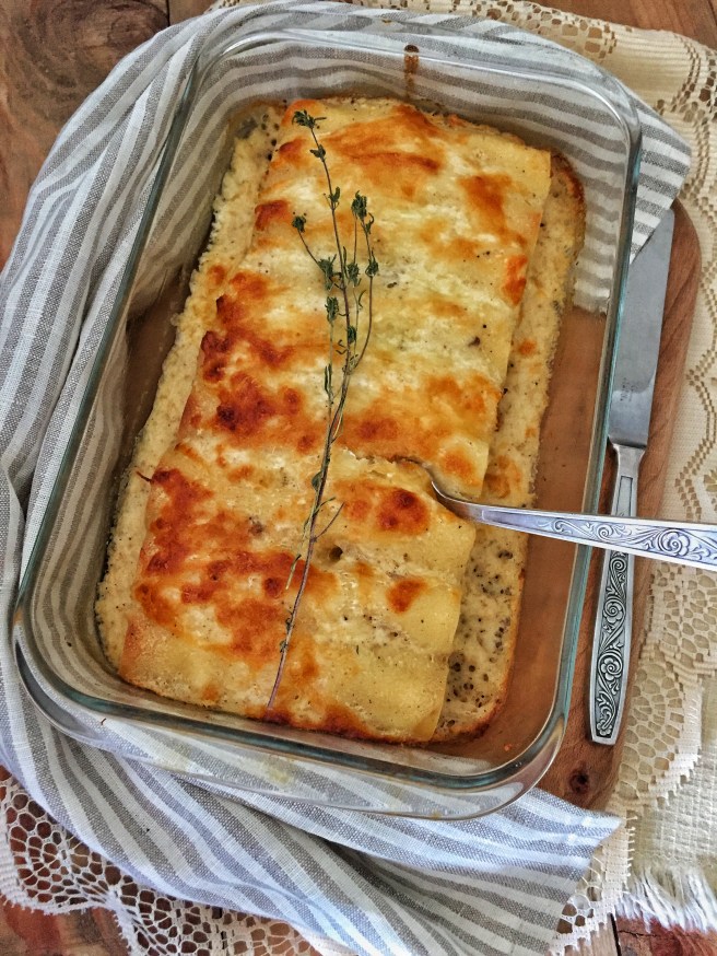 kannelloni-s-farshem-pod-sousom-beshamel