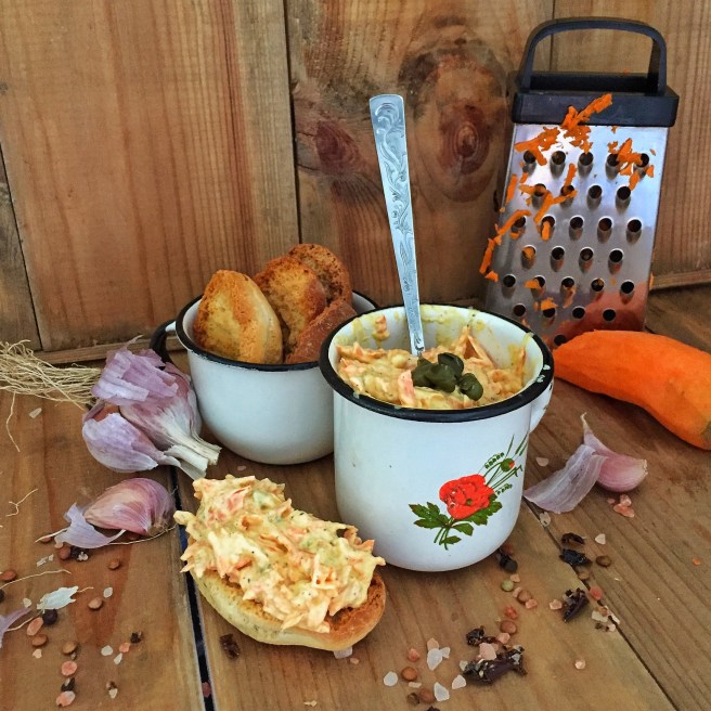 salat-iz-morkovi-s-chesnokom-2