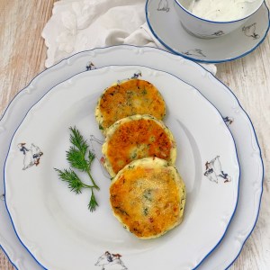 Nesladkie-syrniki-s-risovoj-mukoj-3