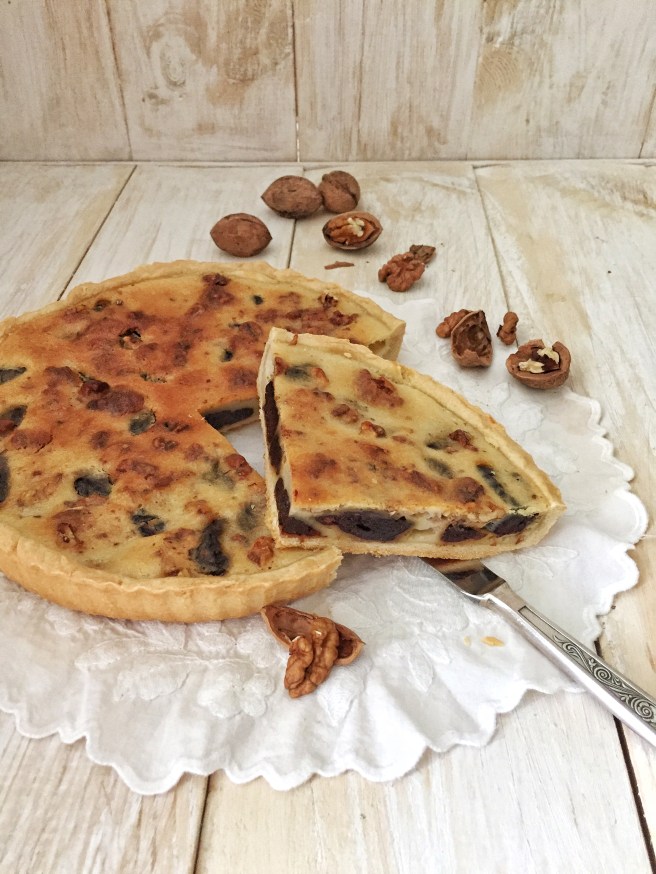 Pirog-s-chernoslivom-v-duhovke-2